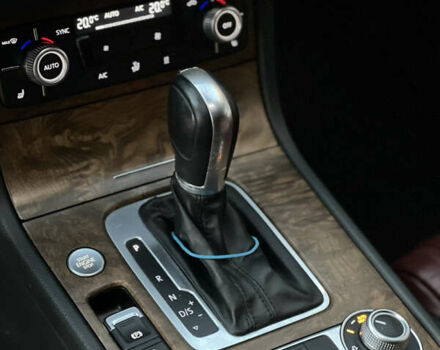 Коричневый Фольксваген Туарег, объемом двигателя 3 л и пробегом 277 тыс. км за 24750 $, фото 25 на Automoto.ua