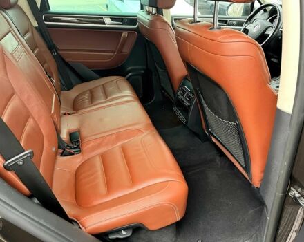 Коричневый Фольксваген Туарег, объемом двигателя 3 л и пробегом 74 тыс. км за 8000 $, фото 12 на Automoto.ua