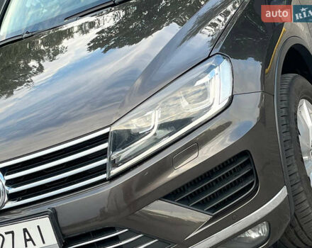 Коричневый Фольксваген Туарег, объемом двигателя 3 л и пробегом 274 тыс. км за 21500 $, фото 27 на Automoto.ua