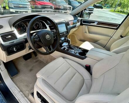 Коричневий Фольксваген Туарег, об'ємом двигуна 3 л та пробігом 73 тис. км за 4600 $, фото 7 на Automoto.ua