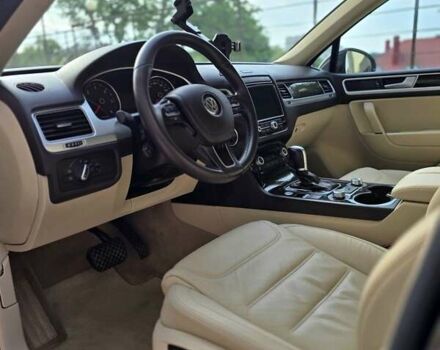Коричневый Фольксваген Туарег, объемом двигателя 2.97 л и пробегом 160 тыс. км за 29000 $, фото 10 на Automoto.ua