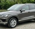 Коричневый Фольксваген Туарег, объемом двигателя 0 л и пробегом 170 тыс. км за 27500 $, фото 3 на Automoto.ua