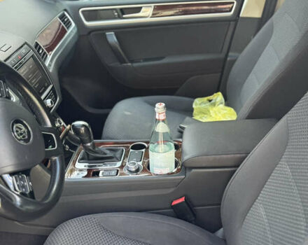 Коричневый Фольксваген Туарег, объемом двигателя 3 л и пробегом 135 тыс. км за 25100 $, фото 7 на Automoto.ua