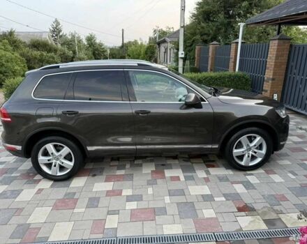 Коричневый Фольксваген Туарег, объемом двигателя 3 л и пробегом 120 тыс. км за 20500 $, фото 1 на Automoto.ua