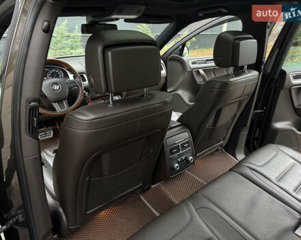 Коричневый Фольксваген Туарег, объемом двигателя 2.97 л и пробегом 248 тыс. км за 28900 $, фото 17 на Automoto.ua