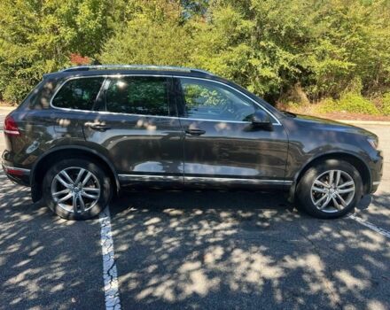 Коричневий Фольксваген Туарег, об'ємом двигуна 3.6 л та пробігом 78 тис. км за 15500 $, фото 4 на Automoto.ua