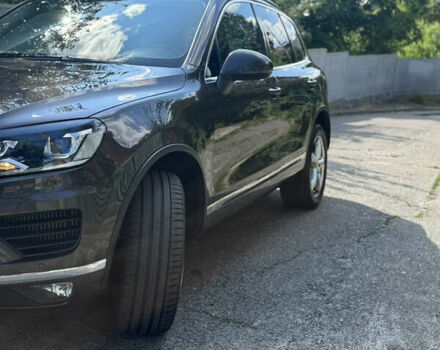 Коричневый Фольксваген Туарег, объемом двигателя 3 л и пробегом 135 тыс. км за 25100 $, фото 1 на Automoto.ua