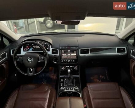 Коричневий Фольксваген Туарег, об'ємом двигуна 2.97 л та пробігом 220 тис. км за 28990 $, фото 50 на Automoto.ua