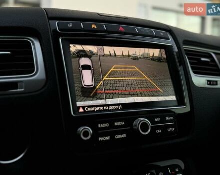 Коричневий Фольксваген Туарег, об'ємом двигуна 2.97 л та пробігом 220 тис. км за 28990 $, фото 37 на Automoto.ua