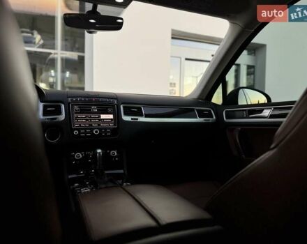 Коричневий Фольксваген Туарег, об'ємом двигуна 2.97 л та пробігом 220 тис. км за 28990 $, фото 51 на Automoto.ua