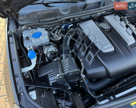 Коричневый Фольксваген Туарег, объемом двигателя 3 л и пробегом 220 тыс. км за 26500 $, фото 61 на Automoto.ua