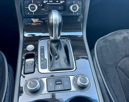 Коричневый Фольксваген Туарег, объемом двигателя 2.97 л и пробегом 155 тыс. км за 31000 $, фото 14 на Automoto.ua