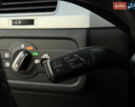 Коричневий Фольксваген Туарег, об'ємом двигуна 2.97 л та пробігом 220 тис. км за 28990 $, фото 69 на Automoto.ua