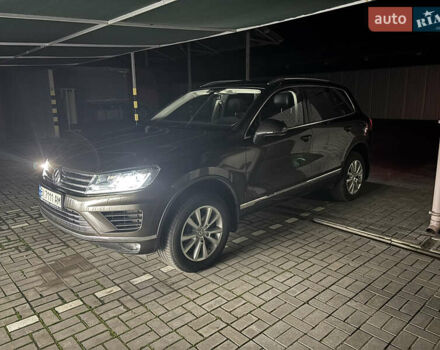 Коричневий Фольксваген Туарег, об'ємом двигуна 3 л та пробігом 154 тис. км за 33300 $, фото 1 на Automoto.ua