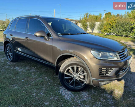 Коричневий Фольксваген Туарег, об'ємом двигуна 2.97 л та пробігом 256 тис. км за 26000 $, фото 3 на Automoto.ua