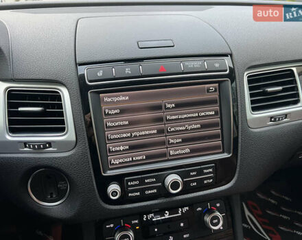 Коричневый Фольксваген Туарег, объемом двигателя 3 л и пробегом 220 тыс. км за 29800 $, фото 60 на Automoto.ua