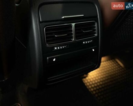 Коричневий Фольксваген Туарег, об'ємом двигуна 2.97 л та пробігом 220 тис. км за 28990 $, фото 46 на Automoto.ua