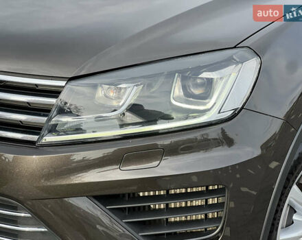 Коричневый Фольксваген Туарег, объемом двигателя 3 л и пробегом 220 тыс. км за 29800 $, фото 11 на Automoto.ua