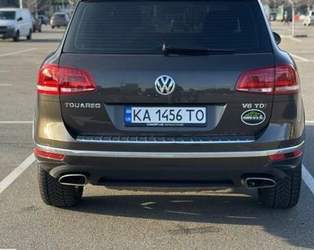 Коричневый Фольксваген Туарег, объемом двигателя 2.97 л и пробегом 155 тыс. км за 31000 $, фото 3 на Automoto.ua