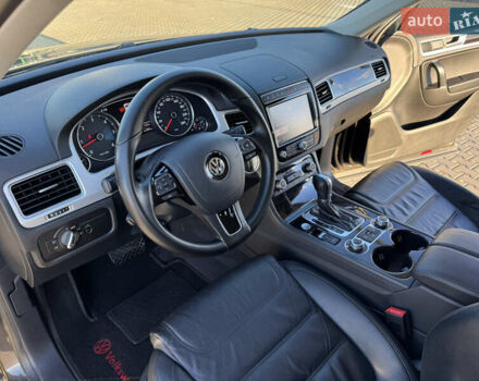 Коричневый Фольксваген Туарег, объемом двигателя 3 л и пробегом 220 тыс. км за 26500 $, фото 18 на Automoto.ua