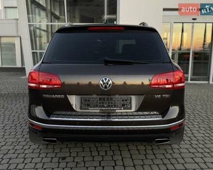 Коричневий Фольксваген Туарег, об'ємом двигуна 2.97 л та пробігом 220 тис. км за 28990 $, фото 29 на Automoto.ua