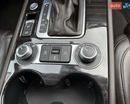 Фольксваген Туарег 2017 у Одесі на Automoto.ua Коричневий Фольксваген Туарег, об'ємом двигуна 3 л та пробігом 108 тис. км за 29999 $, фото 26 на Automoto.ua