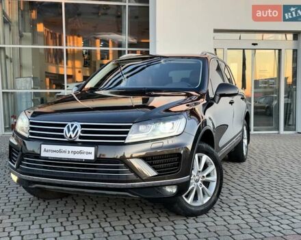 Коричневий Фольксваген Туарег, об'ємом двигуна 2.97 л та пробігом 220 тис. км за 28990 $, фото 3 на Automoto.ua