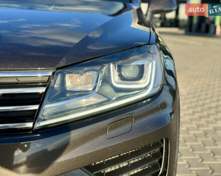 Коричневый Фольксваген Туарег, объемом двигателя 3 л и пробегом 220 тыс. км за 26500 $, фото 6 на Automoto.ua