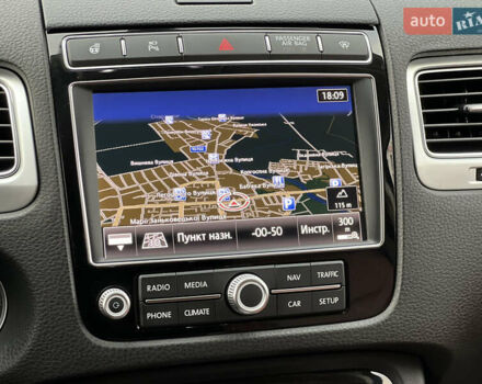 Коричневый Фольксваген Туарег, объемом двигателя 3 л и пробегом 220 тыс. км за 29800 $, фото 57 на Automoto.ua