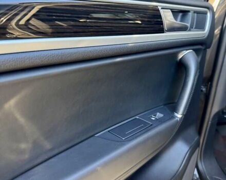 Коричневый Фольксваген Туарег, объемом двигателя 2.97 л и пробегом 155 тыс. км за 31000 $, фото 7 на Automoto.ua