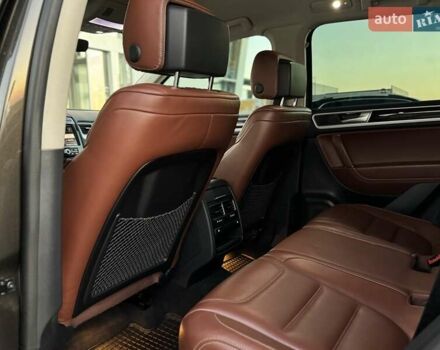 Коричневий Фольксваген Туарег, об'ємом двигуна 2.97 л та пробігом 220 тис. км за 28990 $, фото 43 на Automoto.ua