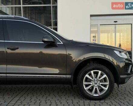 Коричневий Фольксваген Туарег, об'ємом двигуна 2.97 л та пробігом 220 тис. км за 28990 $, фото 24 на Automoto.ua