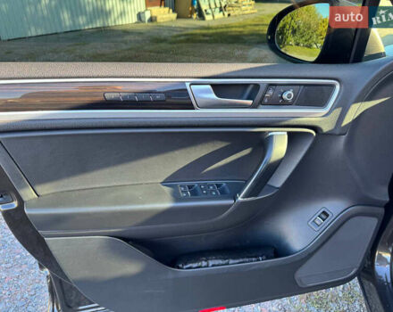 Коричневий Фольксваген Туарег, об'ємом двигуна 2.97 л та пробігом 256 тис. км за 26000 $, фото 31 на Automoto.ua