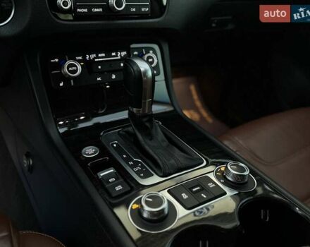 Коричневий Фольксваген Туарег, об'ємом двигуна 2.97 л та пробігом 220 тис. км за 28990 $, фото 32 на Automoto.ua