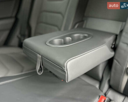 Коричневий Фольксваген Туарег, об'ємом двигуна 2.97 л та пробігом 98 тис. км за 59999 $, фото 76 на Automoto.ua