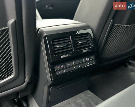 Коричневый Фольксваген Туарег, объемом двигателя 2.97 л и пробегом 98 тыс. км за 57999 $, фото 76 на Automoto.ua