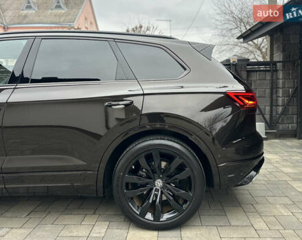 Коричневий Фольксваген Туарег, об'ємом двигуна 2.97 л та пробігом 98 тис. км за 59999 $, фото 8 на Automoto.ua