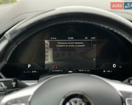 Коричневий Фольксваген Туарег, об'ємом двигуна 2.97 л та пробігом 98 тис. км за 59999 $, фото 56 на Automoto.ua