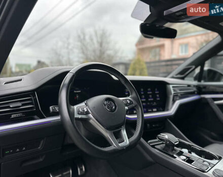 Коричневий Фольксваген Туарег, об'ємом двигуна 2.97 л та пробігом 98 тис. км за 59999 $, фото 46 на Automoto.ua