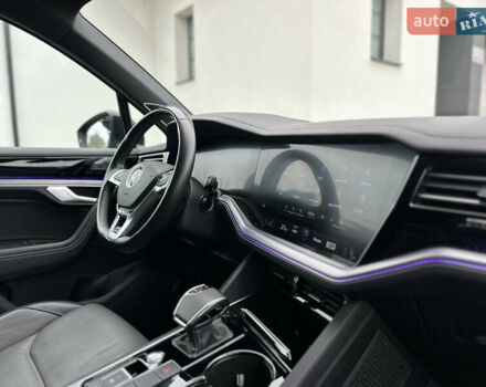 Коричневый Фольксваген Туарег, объемом двигателя 2.97 л и пробегом 98 тыс. км за 57999 $, фото 91 на Automoto.ua