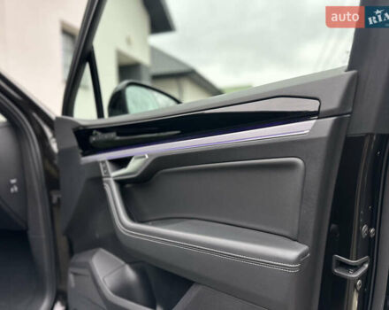 Коричневый Фольксваген Туарег, объемом двигателя 2.97 л и пробегом 98 тыс. км за 57999 $, фото 84 на Automoto.ua