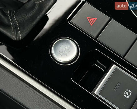 Коричневый Фольксваген Туарег, объемом двигателя 2.97 л и пробегом 98 тыс. км за 57999 $, фото 59 на Automoto.ua