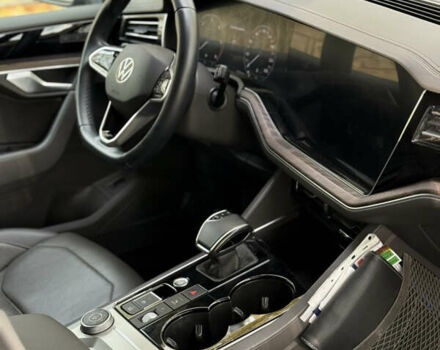 Коричневий Фольксваген Туарег, об'ємом двигуна 3 л та пробігом 100 тис. км за 48000 $, фото 18 на Automoto.ua