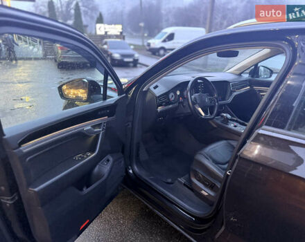 Коричневый Фольксваген Туарег, объемом двигателя 3 л и пробегом 78 тыс. км за 48000 $, фото 13 на Automoto.ua