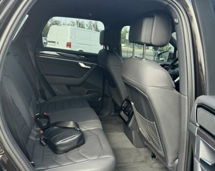 Коричневый Фольксваген Туарег, объемом двигателя 2.97 л и пробегом 38 тыс. км за 62300 $, фото 17 на Automoto.ua