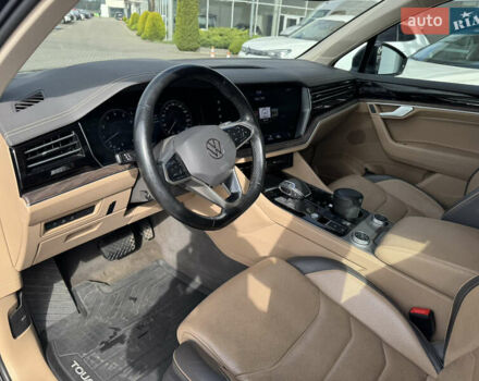 Коричневий Фольксваген Туарег, об'ємом двигуна 2.99 л та пробігом 110 тис. км за 47500 $, фото 9 на Automoto.ua