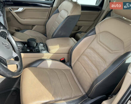 Коричневий Фольксваген Туарег, об'ємом двигуна 2.99 л та пробігом 110 тис. км за 47500 $, фото 12 на Automoto.ua