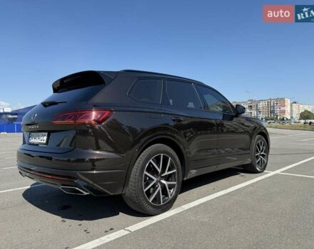 Коричневий Фольксваген Туарег, об'ємом двигуна 2.97 л та пробігом 140 тис. км за 55000 $, фото 3 на Automoto.ua