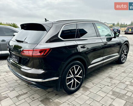 Коричневий Фольксваген Туарег, об'ємом двигуна 3 л та пробігом 106 тис. км за 55888 $, фото 5 на Automoto.ua