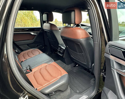 Коричневый Фольксваген Туарег, объемом двигателя 2.97 л и пробегом 255 тыс. км за 45900 $, фото 10 на Automoto.ua